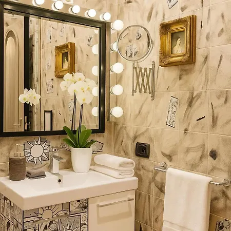 Luxury Vaticano Design & Comfort Апартаменты *